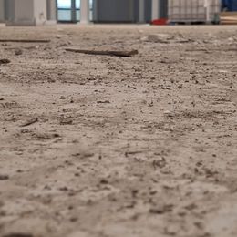 Bauendreinigung auf Grossbaustellen – Effizienz durch saubere Baustellen