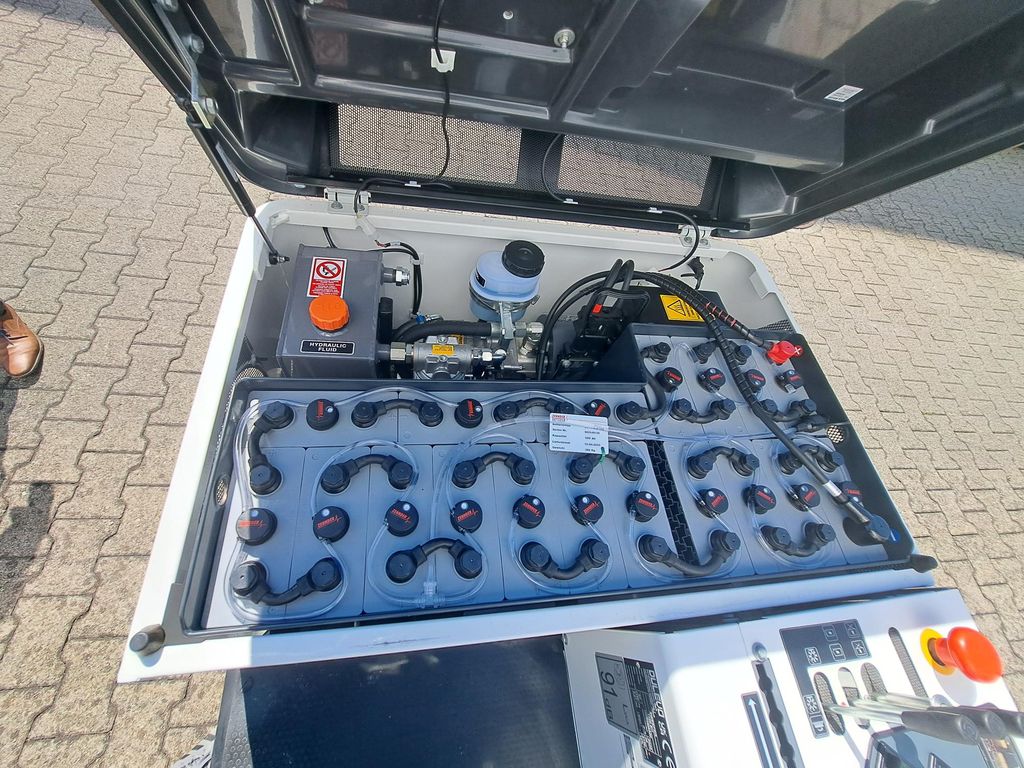 Aufsitz-Kehrsaugmaschine Dulevo 1100 EH Dulevo 1100 EH